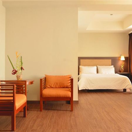 Rivermount Hotel And Resort Sarrat Exterior foto