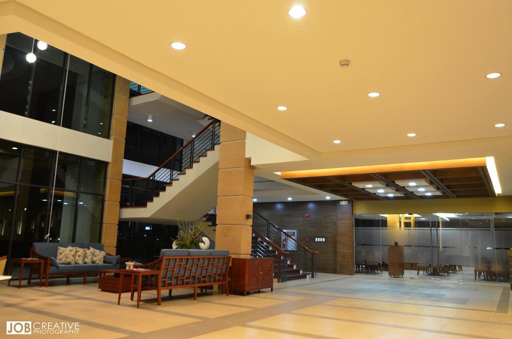 Rivermount Hotel And Resort Sarrat Exterior foto