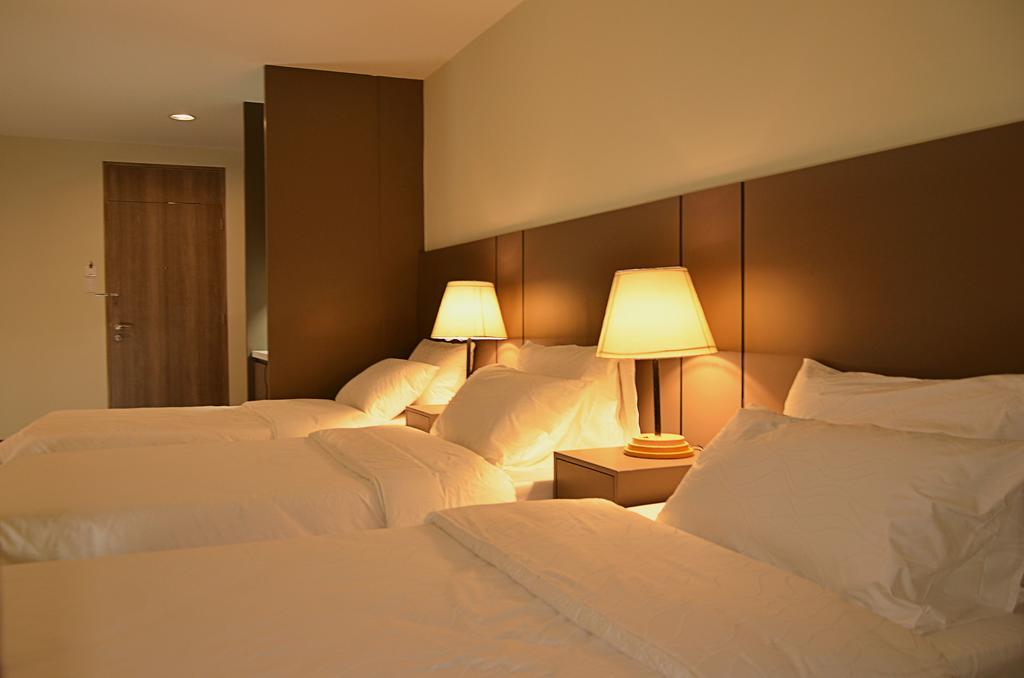 Rivermount Hotel And Resort Sarrat Exterior foto