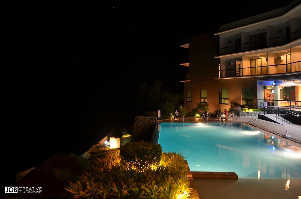Rivermount Hotel And Resort Sarrat Exterior foto